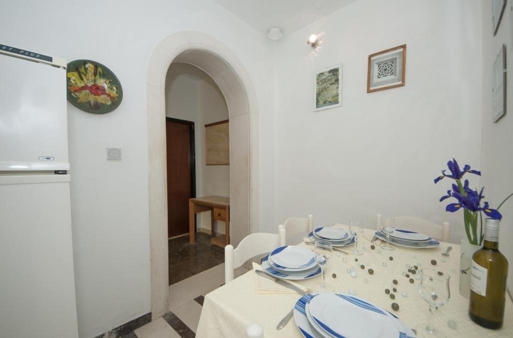 Apartments Kalajzic Pucisca Exterior photo