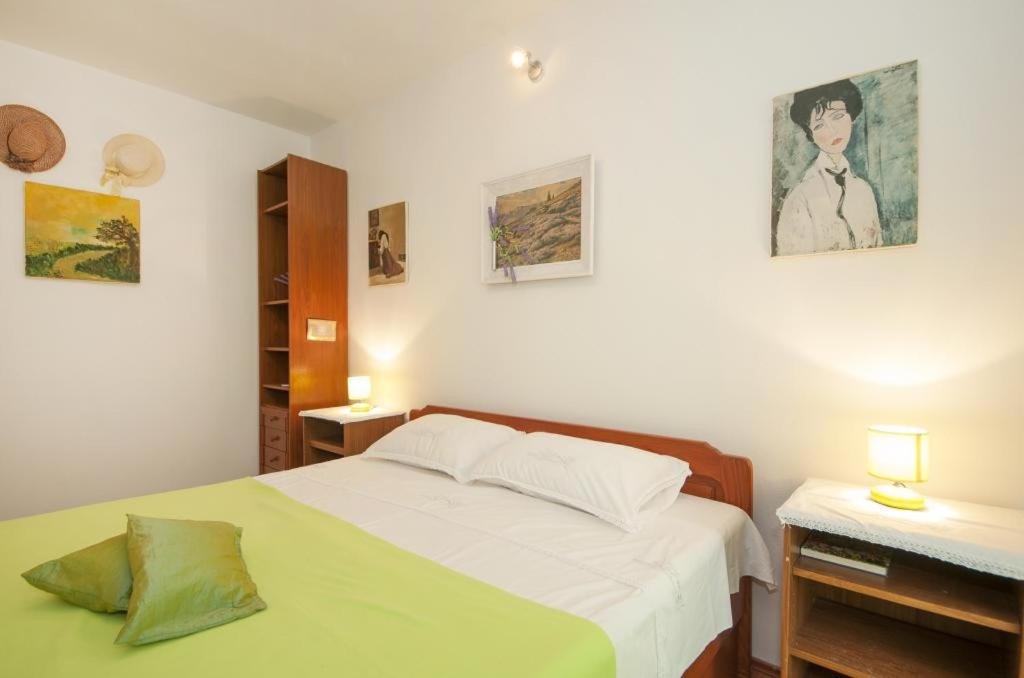 Apartments Kalajzic Pucisca Room photo