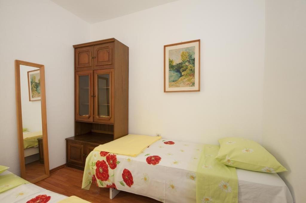Apartments Kalajzic Pucisca Room photo