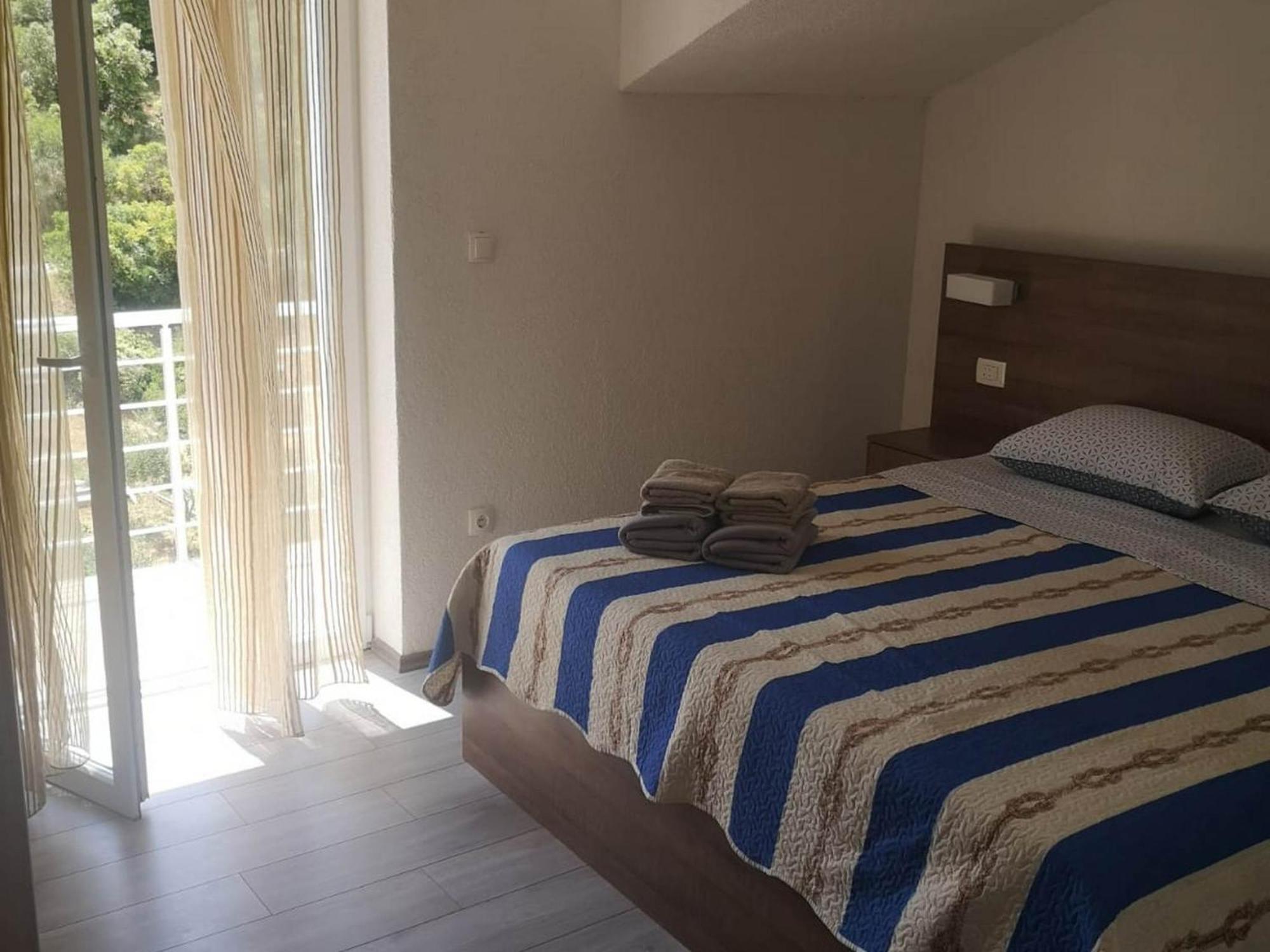 Apartments Kalajzic Pucisca Room photo